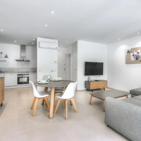 Сasa de vacaciones Ancor 0-3 Pool View 1b *